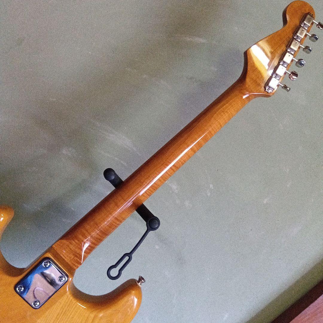 ストラトキャスター タイプ　エレキギター