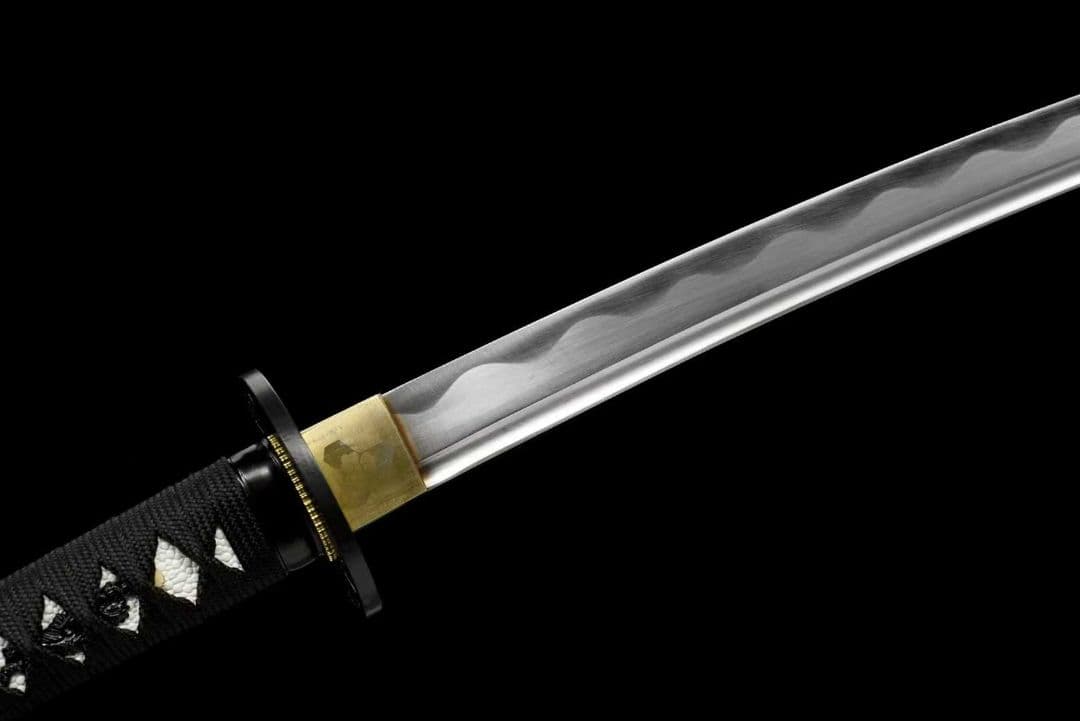 【ビル】古兵器 刀装具 日本刀　模造刀 居合刀 武士道 鑑賞用 美術刀 贈り物