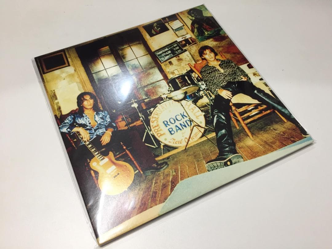 ★送料無料★新品 B'z 『SURVIVE』 アナログ盤　LP★