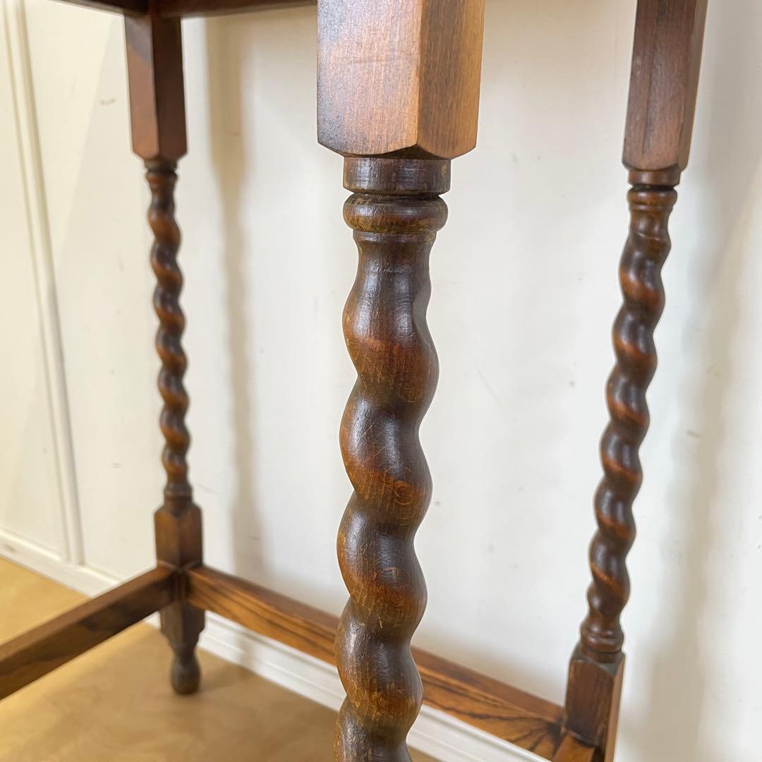 イギリス アンティーク サイドテーブル ツイストレッグ 英国 花台 テーブル