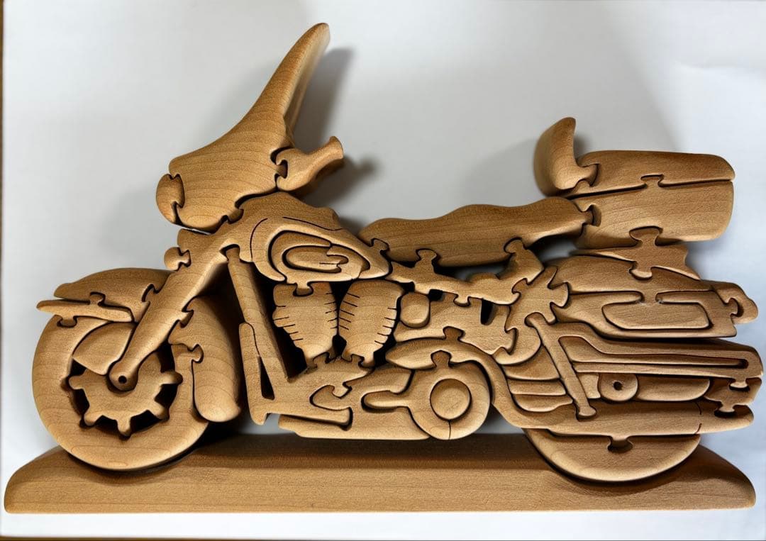 HARLEY DAVIDSON TOURING 木製オートバイパズル 工芸品