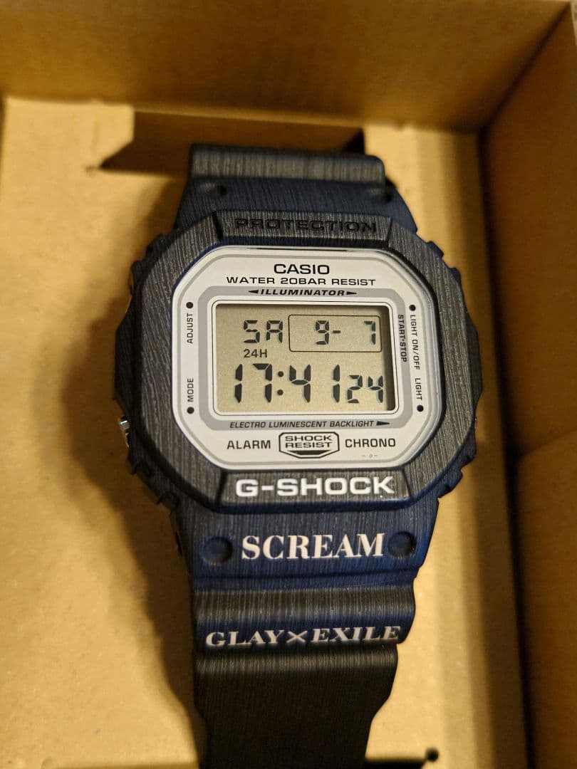 【未使用非売品】レア GLAY×EXILE G-SHOCK DW-5600BR