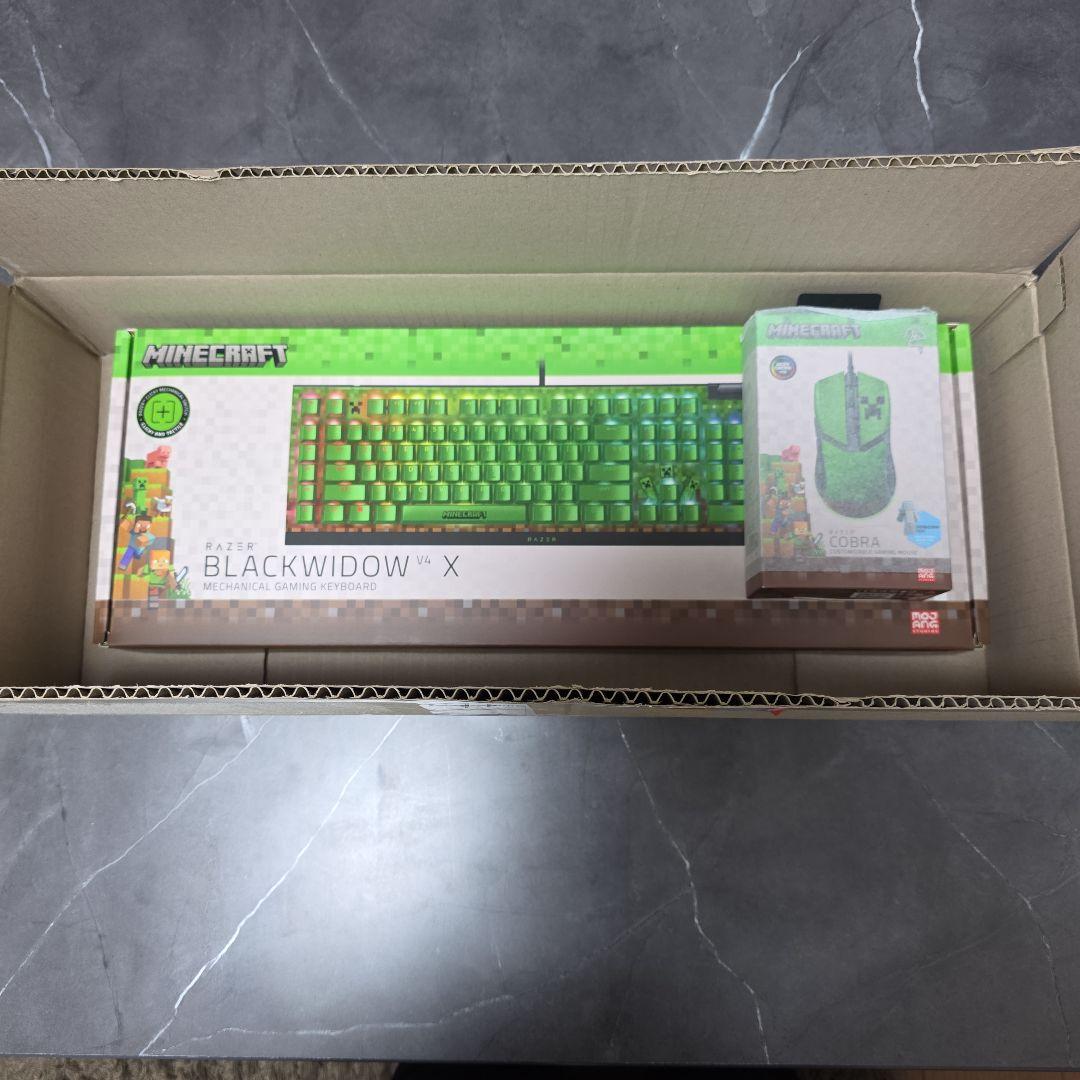 キーボード Razer BlackWidow V4 X Minecraft Edition