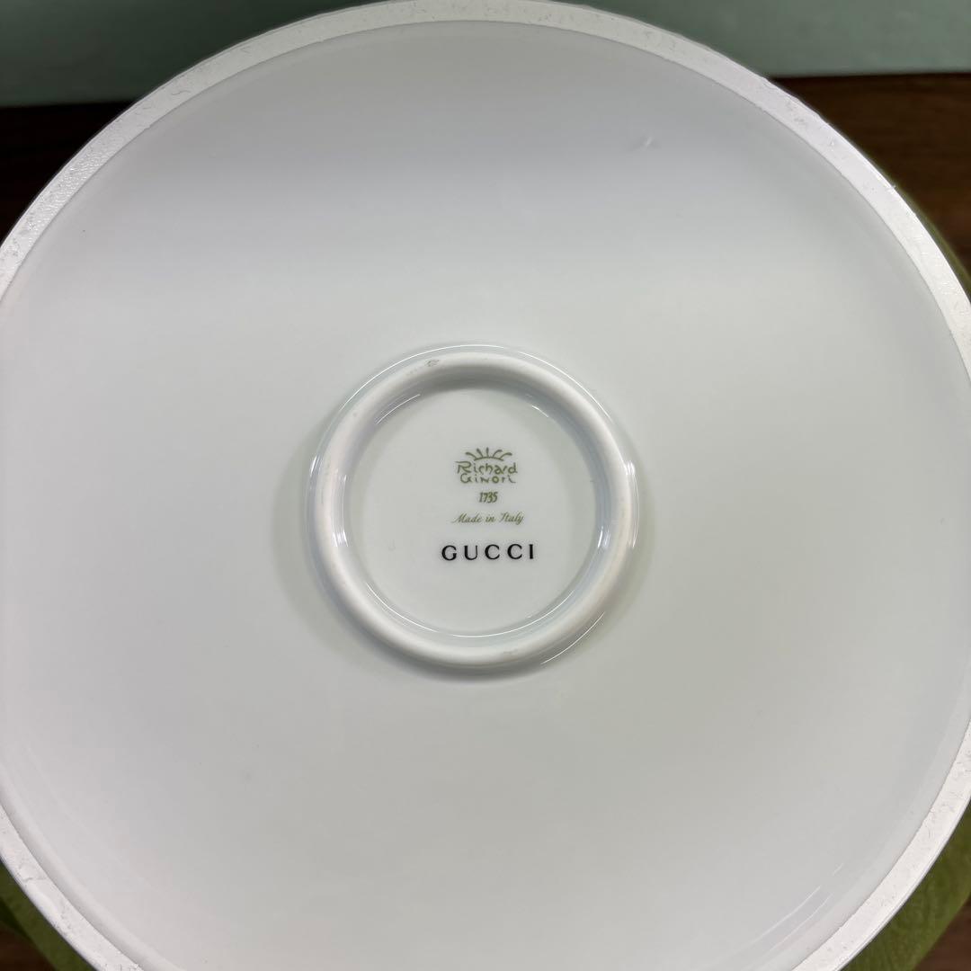 大成。GUCCI 幾何学模様 犬用食器