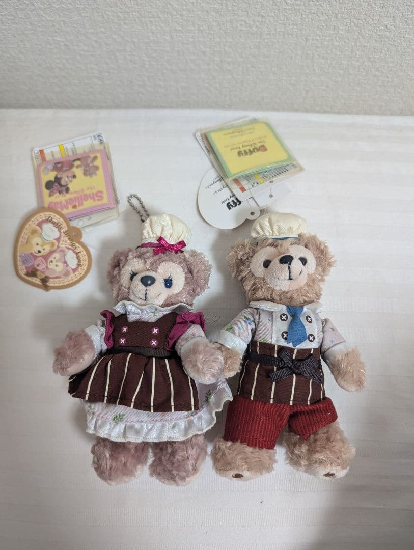【新品タグ付き】ダッフィー シェリーメイ ぬいぐるみバッチ