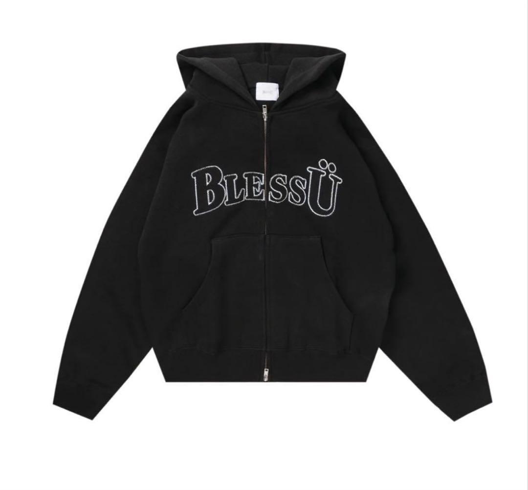 BlessÜ 黒 ジップアップパーカー