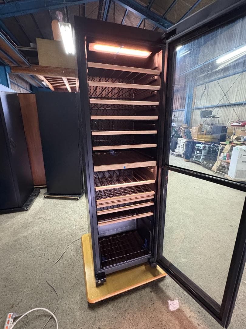 【ドアキー付】フォルスター CASUAL+ FJC‑366GD　ワインセラー