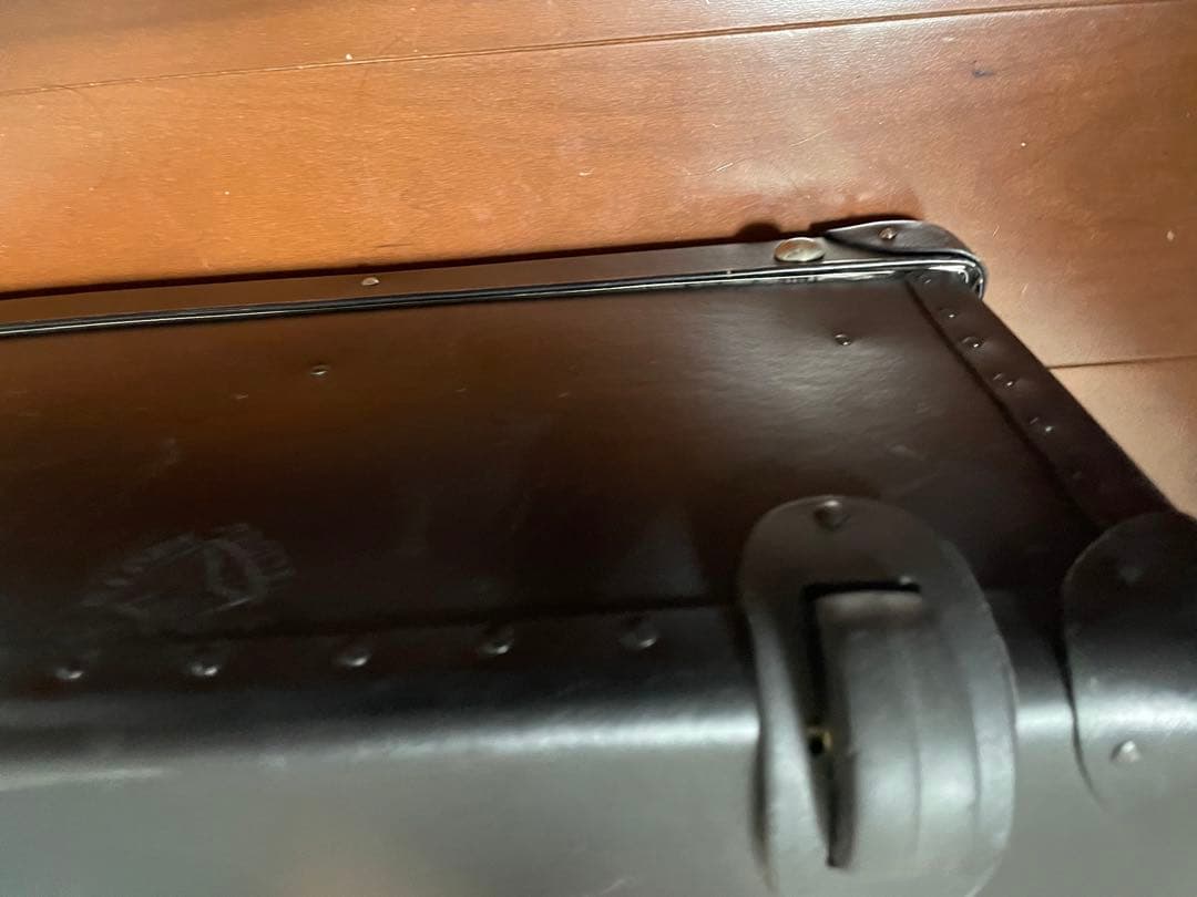 【1日限定SALE】グローブトロッター 大型 黒 キャリーケース