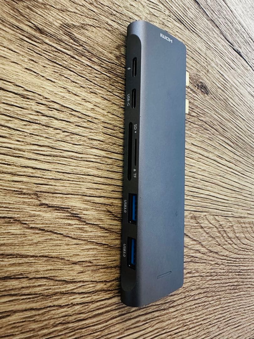 MacBook本体 Ellie