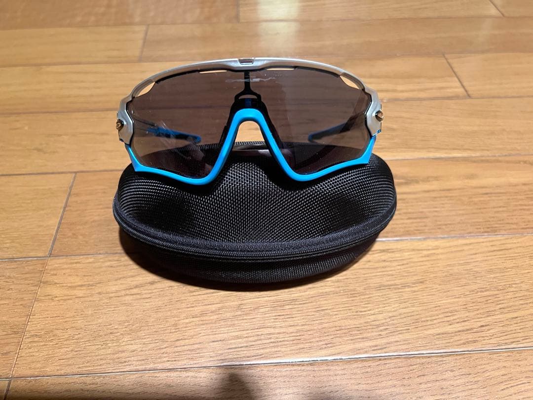 たかし　　オークリーサングラス　ジョーブレーカー