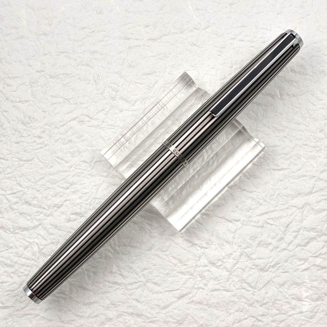 PILOT パイロット カスタム 万年筆 18KWGペン先 ストライプ柄 細字F