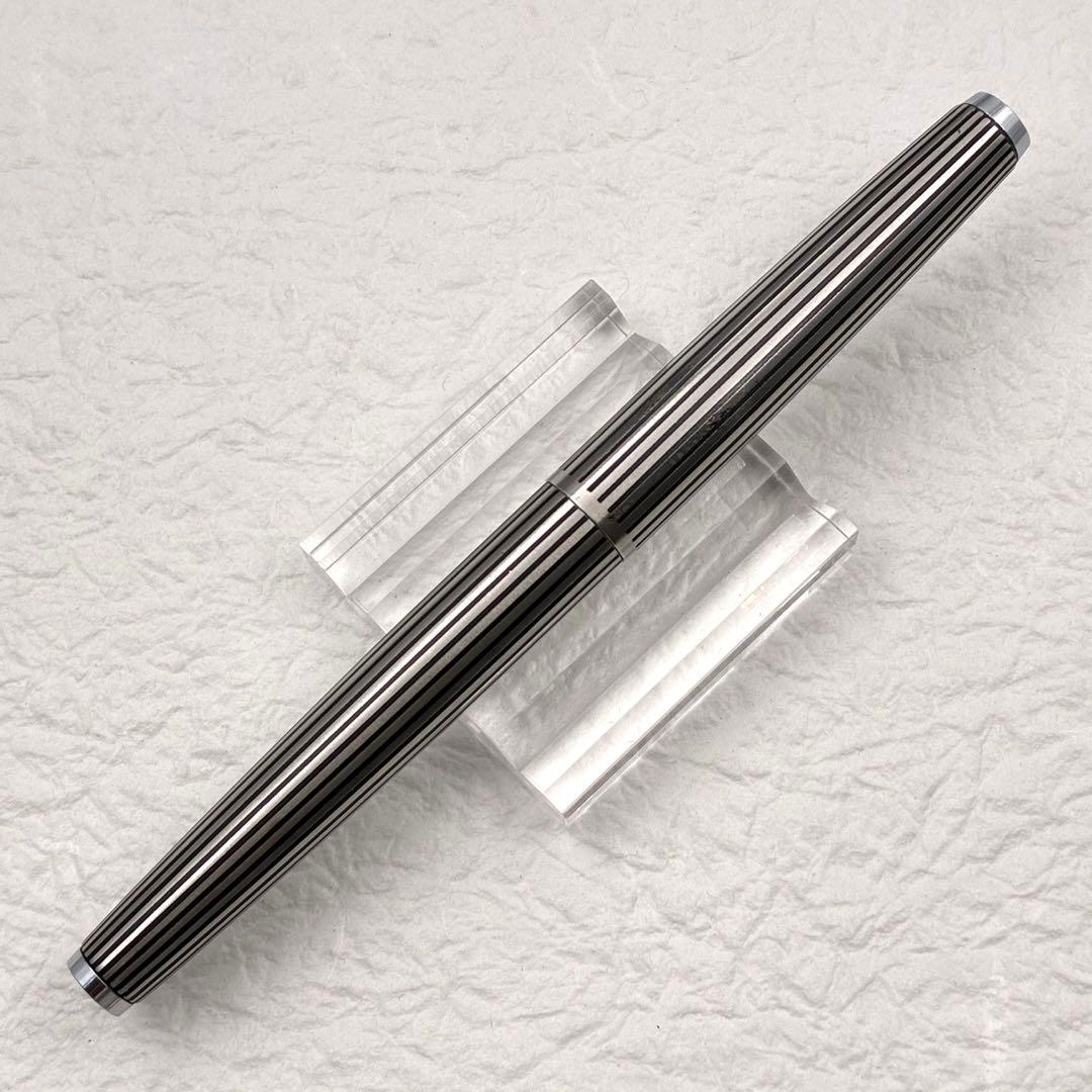 PILOT パイロット カスタム 万年筆 18KWGペン先 ストライプ柄 細字F