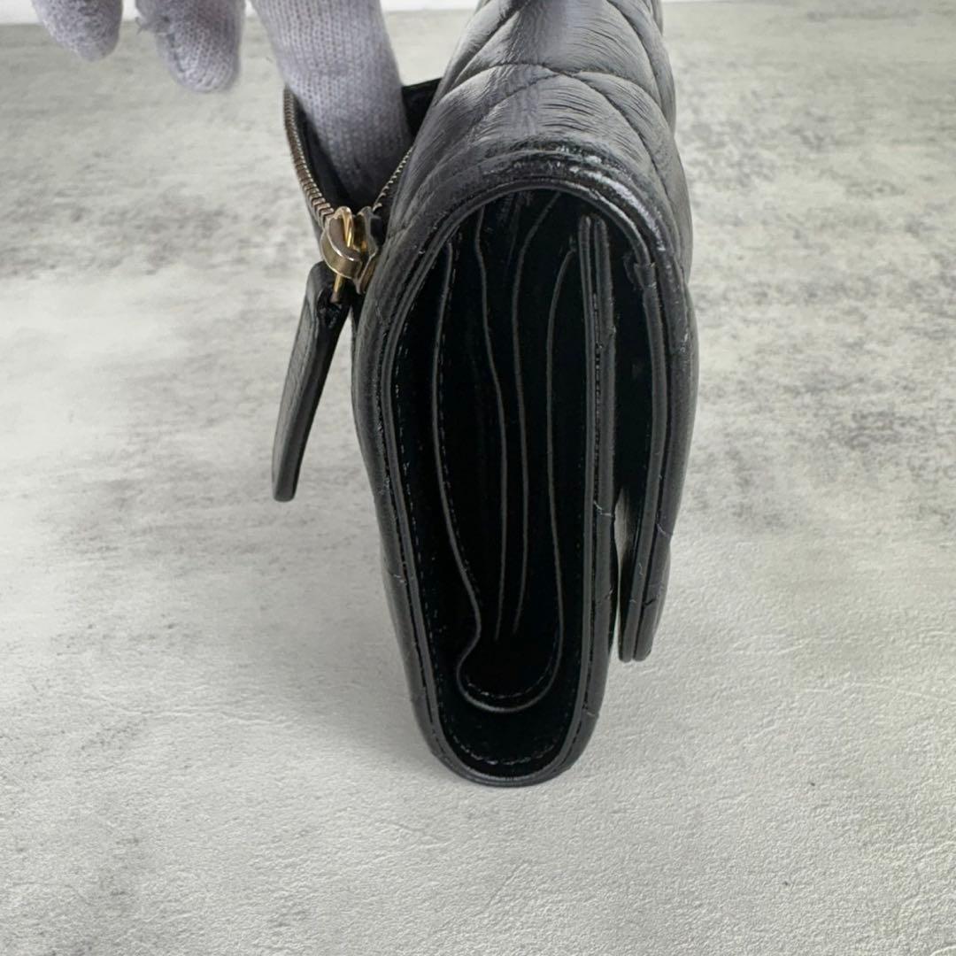 CHANEL シャネル　マトラッセ　ラムスキン　三つ折り　財布　ケース