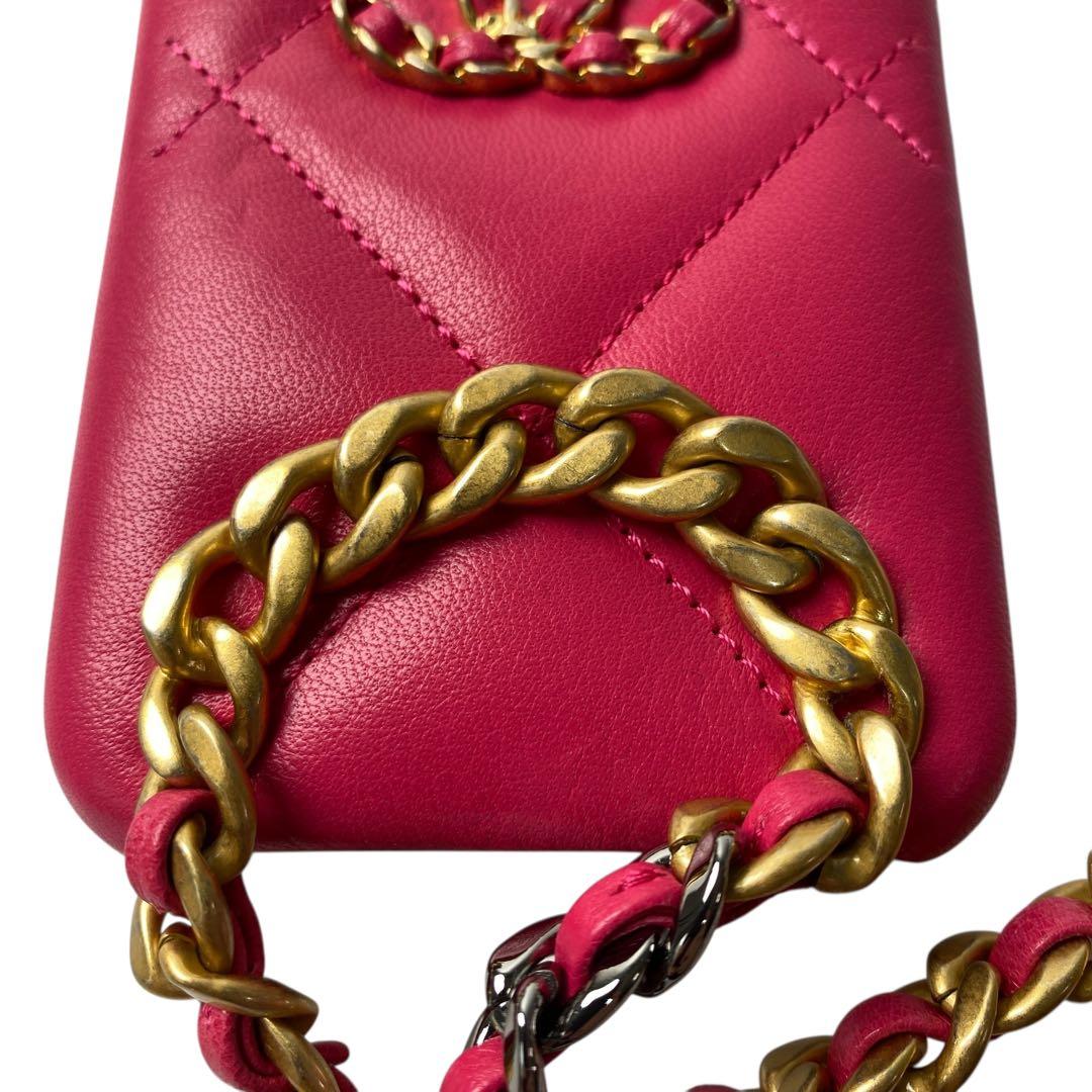 シャネルCHANELココマーク iPhoneケース マトラッセチェーン