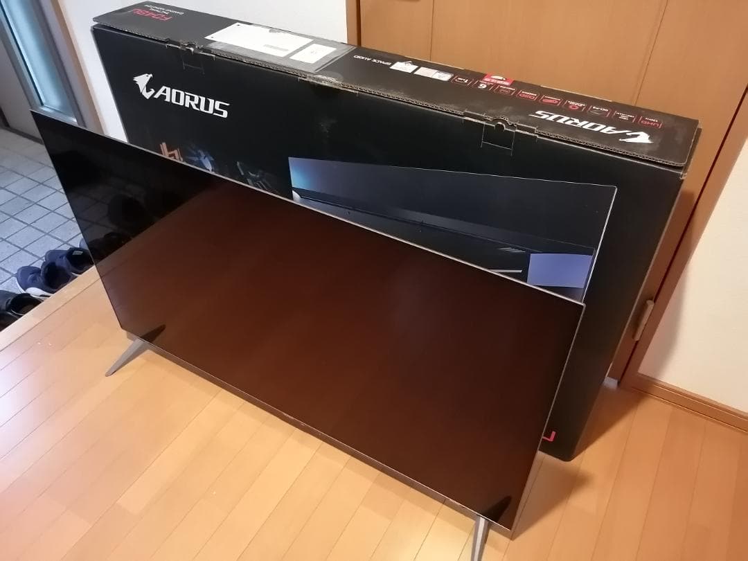 48インチ 4Kゲーミングモニター FO48U