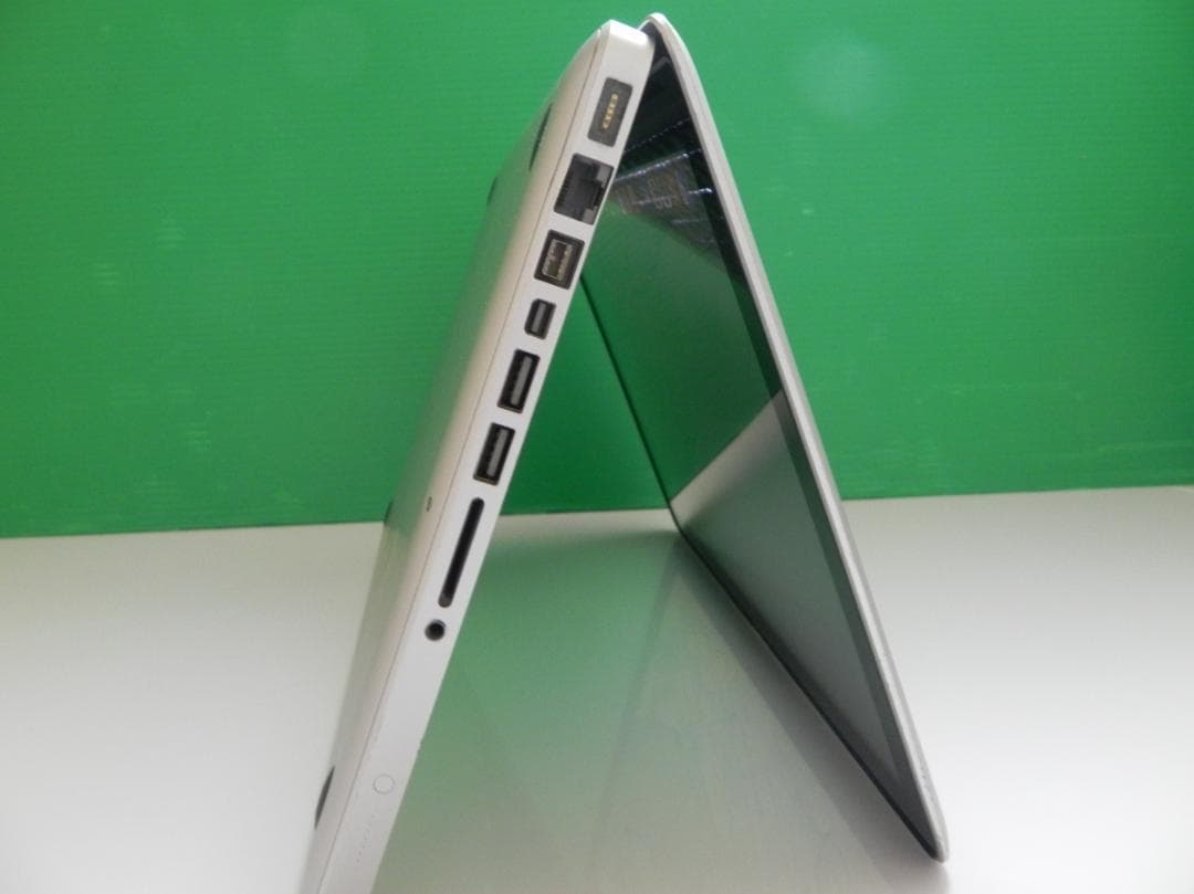 感動品 MacBook Pro 13インチ シルバー16GB SSD1.02TB