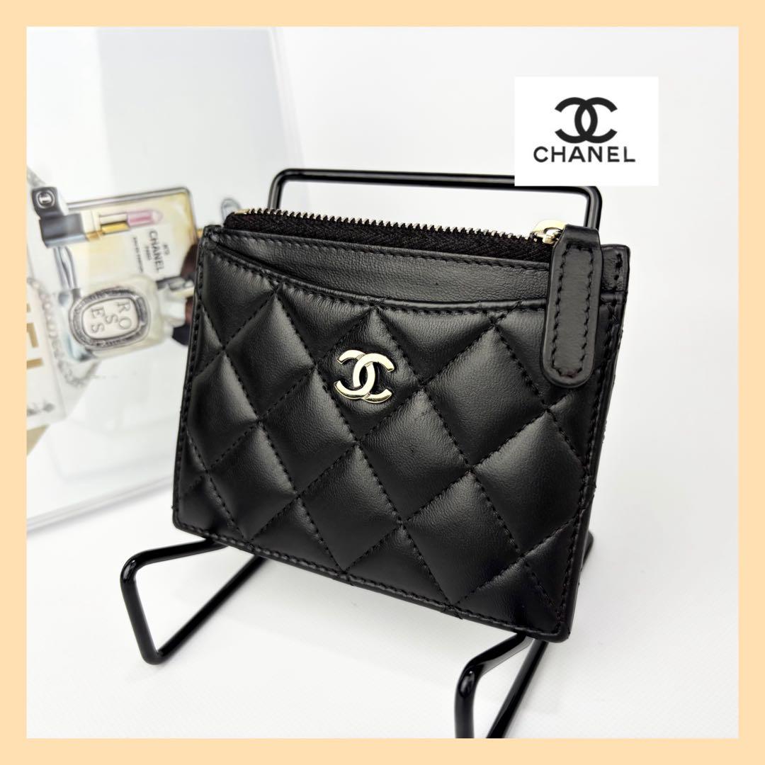 CHANEL シャネル　フラグメントケース　ケース　ラムスキン