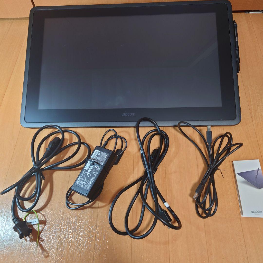 液タブ・ペンタブ Wacom Cintiq 22 (DTK2260K0D)