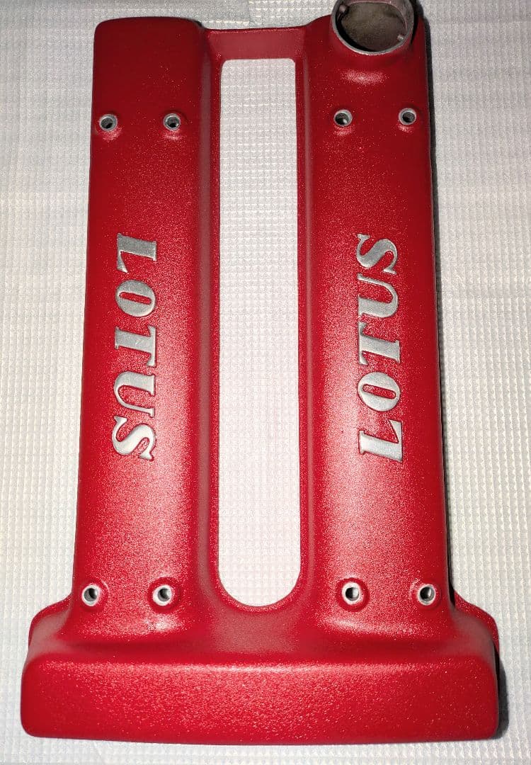 LOTUS ツインカム用 　　カムカバー