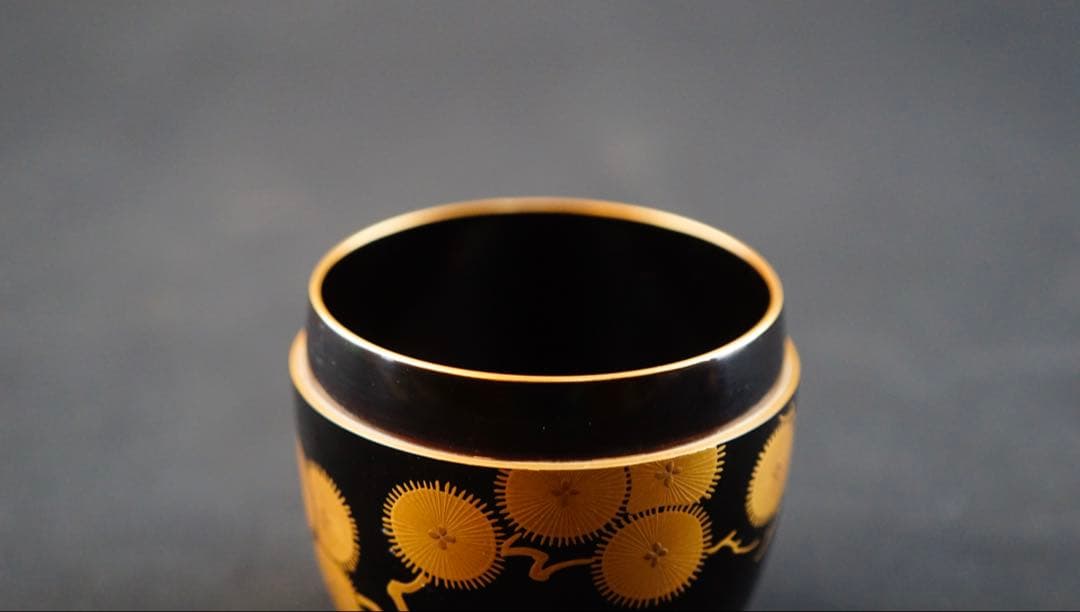 【ペンギン65様】唐松蒔絵　黒棗　二代　前端春斎　大徳寺　書付箱　花押　茶道具