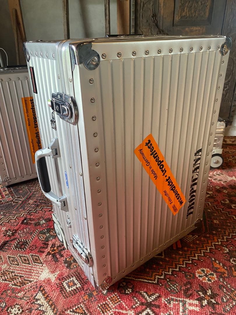 RIMOWA リモワ　TROPICANA トローリー　①