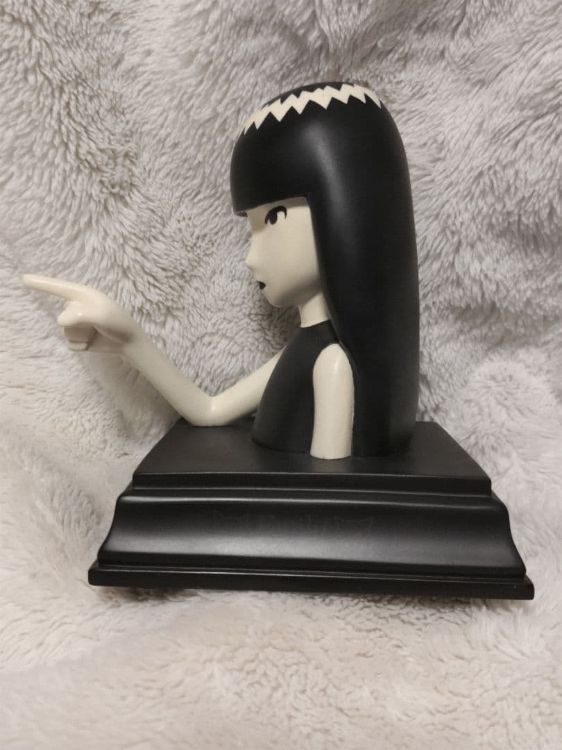 ●生産終了品 Emily the Strange フィギュア