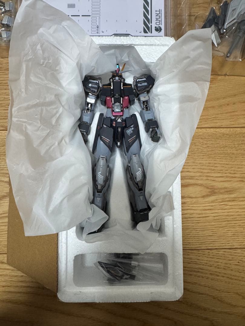 L BUILD ストライクノワールガンダム 開封済み