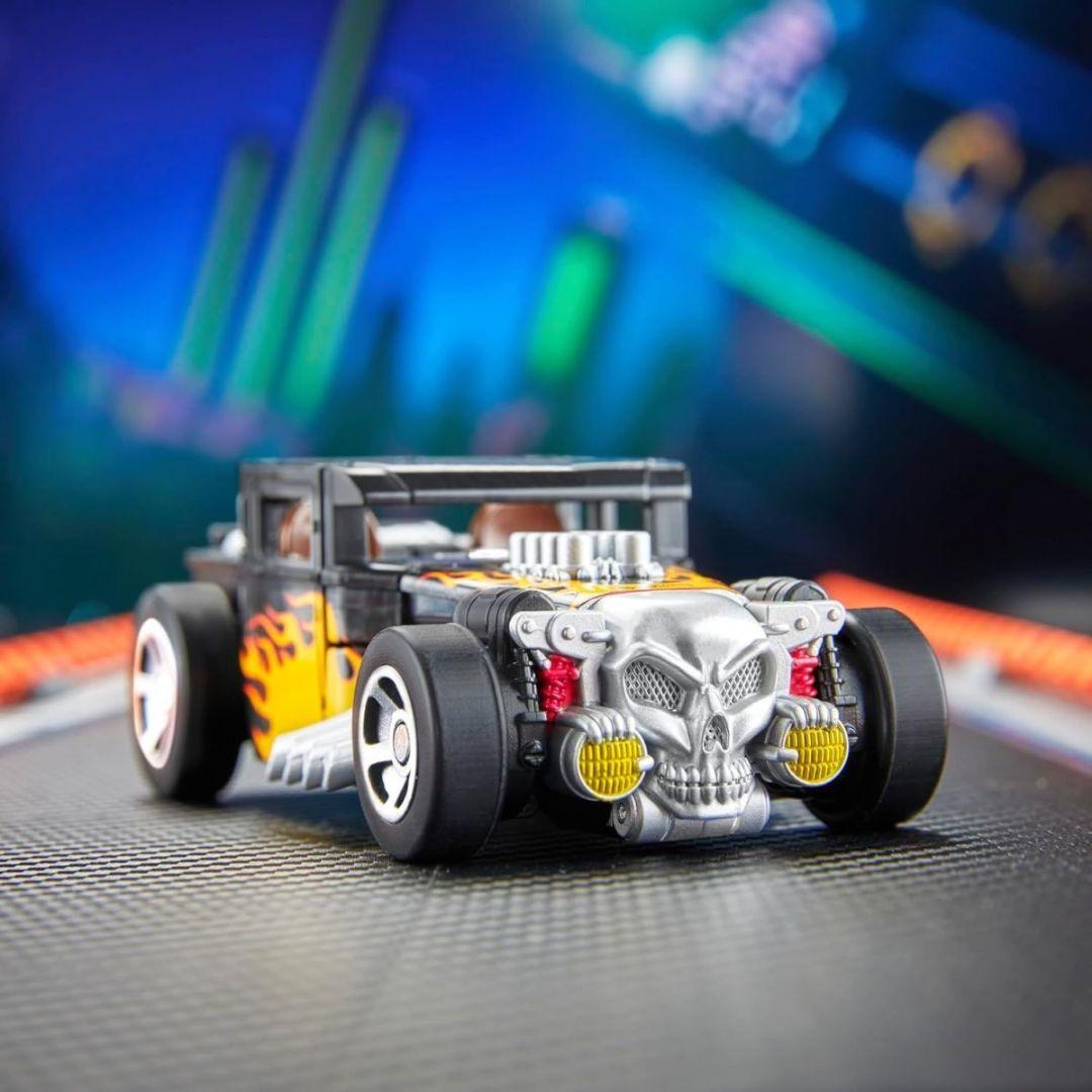 トランスフォーマー ホットウィールコラボ　ボーンシェイカー ＆ ツインミル
