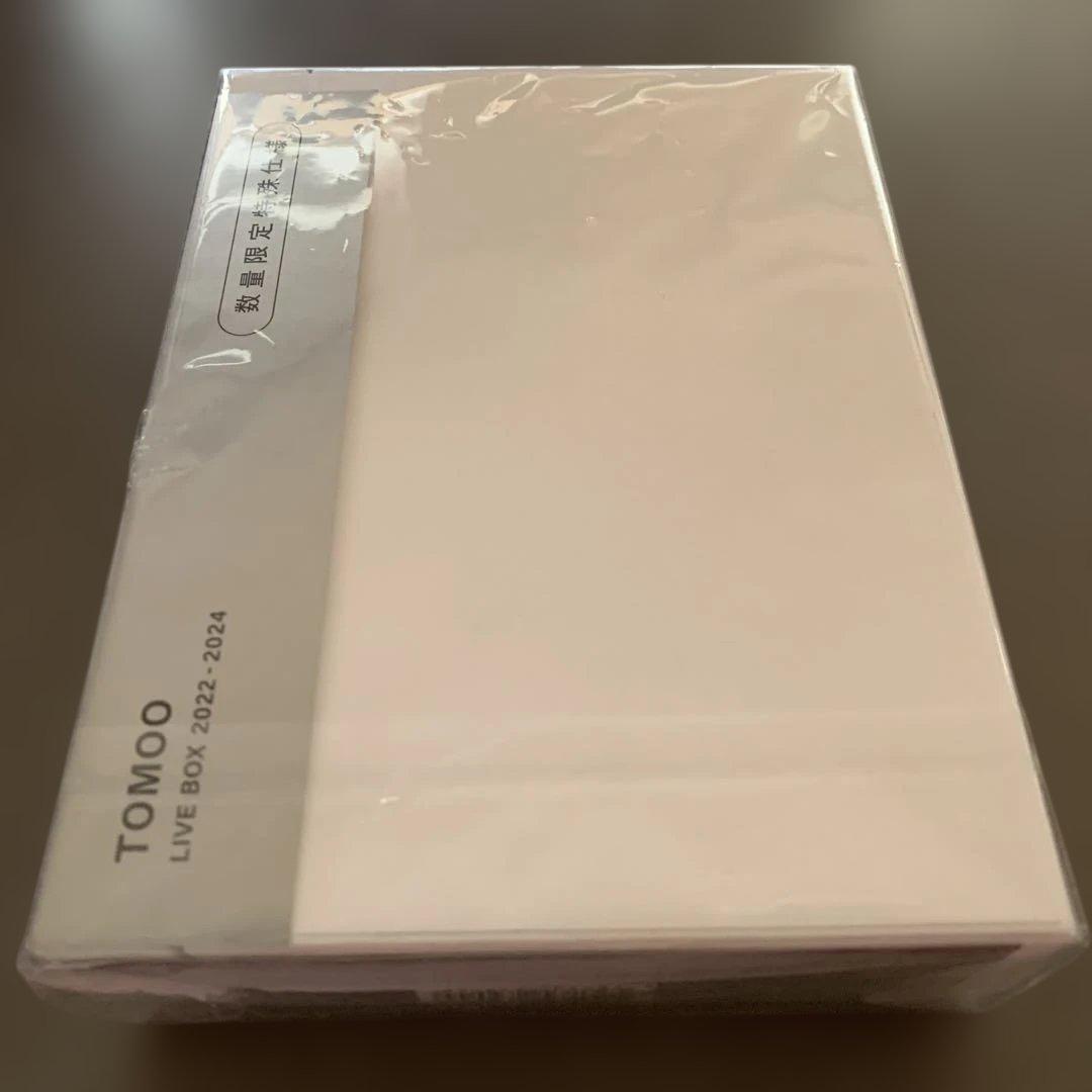 TOMOO/LIVE BOX 2022-2024数量限定生産トートバック付き。