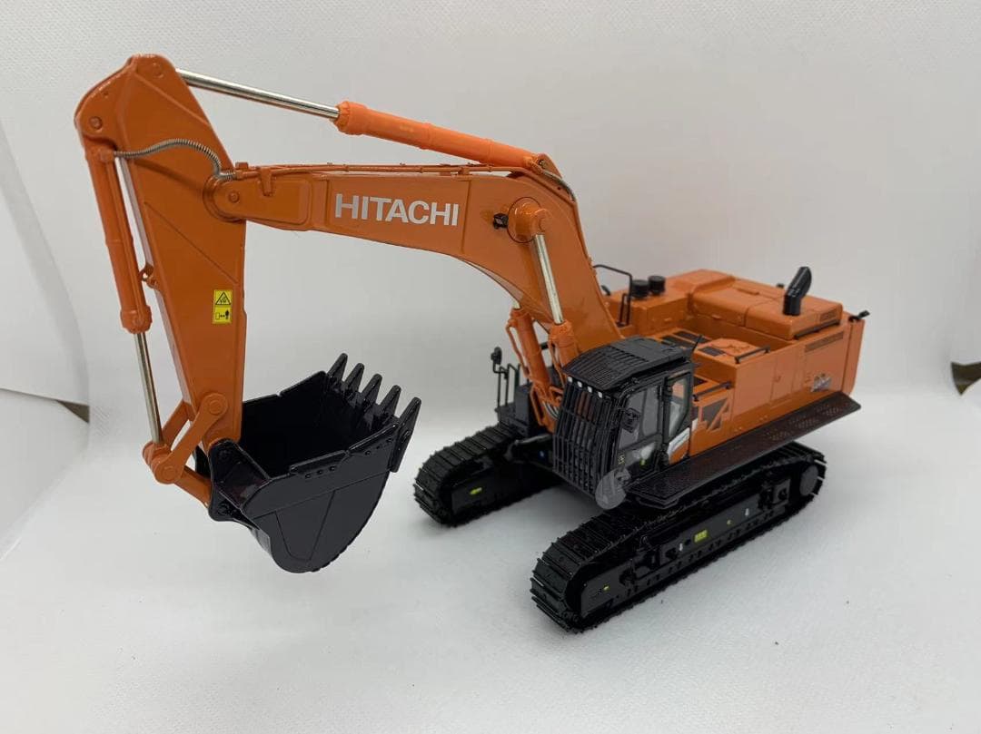 105-022 日立建機 1/50 HITACHI ZX890LCH-7
