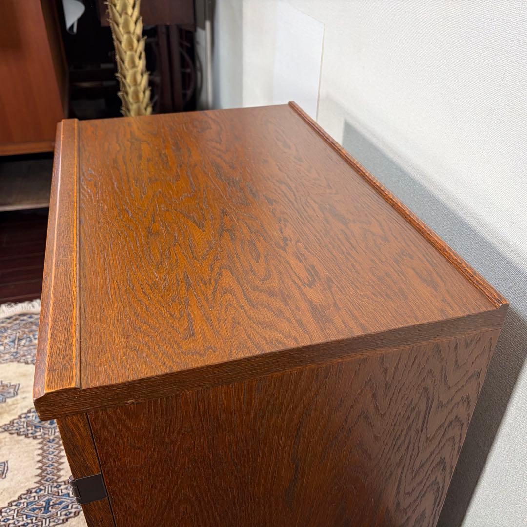 三越ブルージュ キャビネット オーク材 サイドボード ガラス戸 収納 食器棚