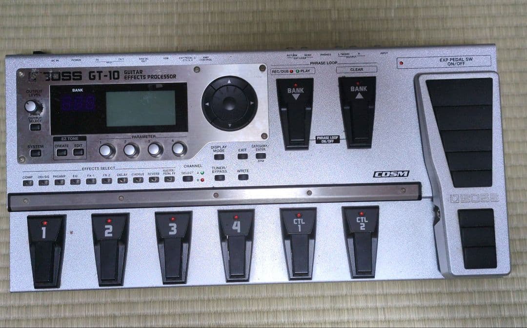 ジャンク　BOSS GT-10 ギターエフェクター