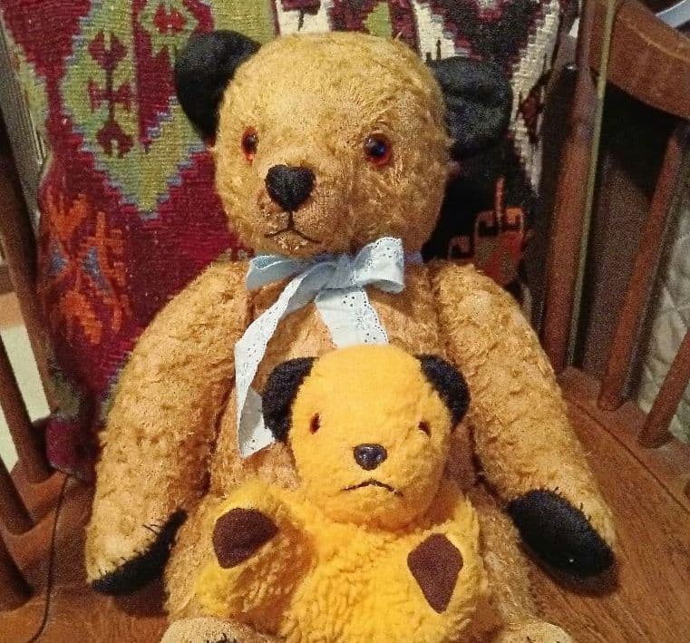 アンティークベア　テディベア　イギリス製　2点セット　チャドバレー他　衣装付き