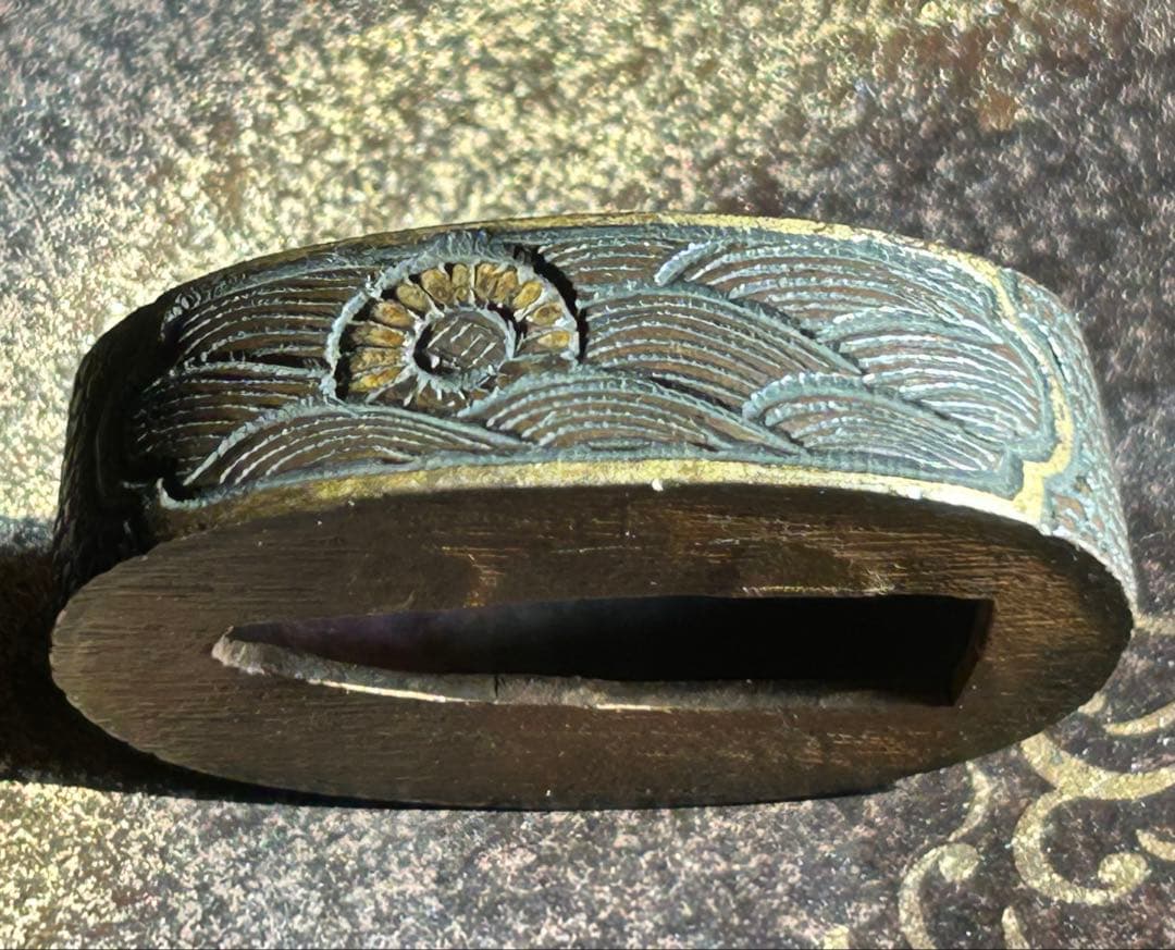 刀装具　波模様　武具　日本刀　骨董　アンティーク　コレクション