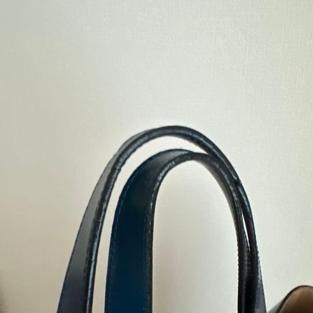 MARNI MUSEO ネイビー レザートートバッグ