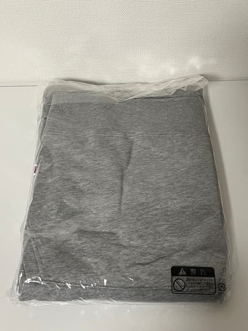 【未開封】マンウィズ　GAWパーカー2 グレー M