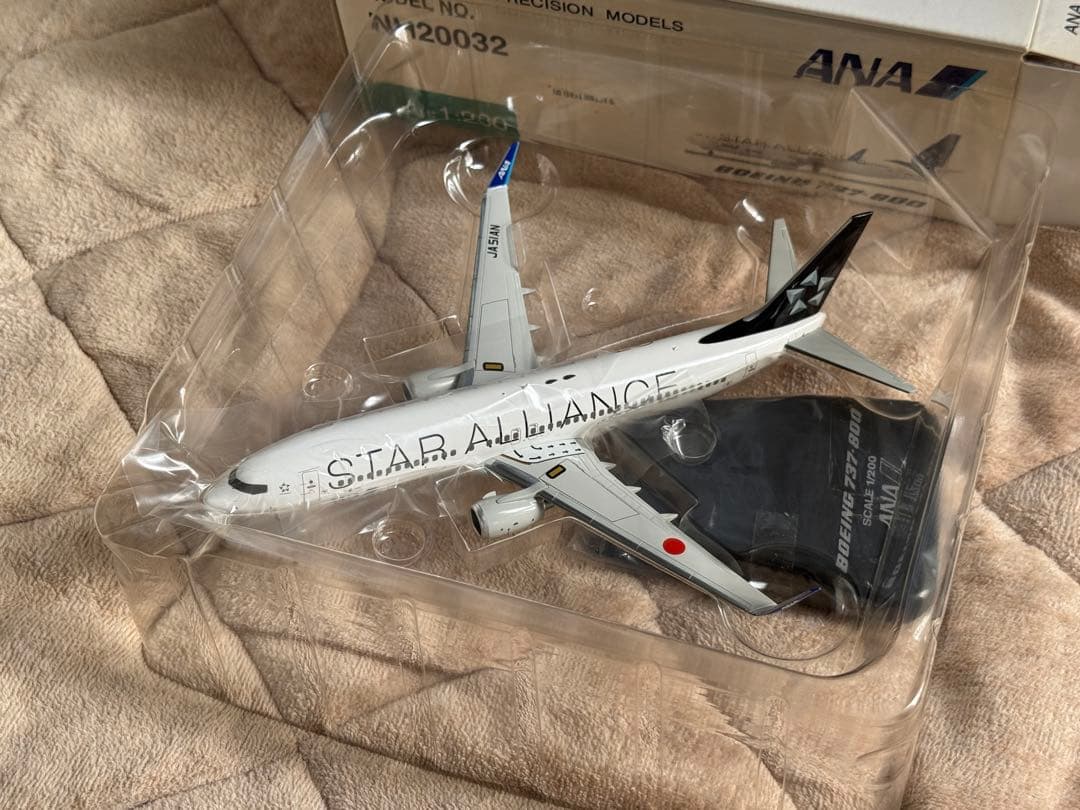 全日空商事 ANA Boeing 737-800 1/200