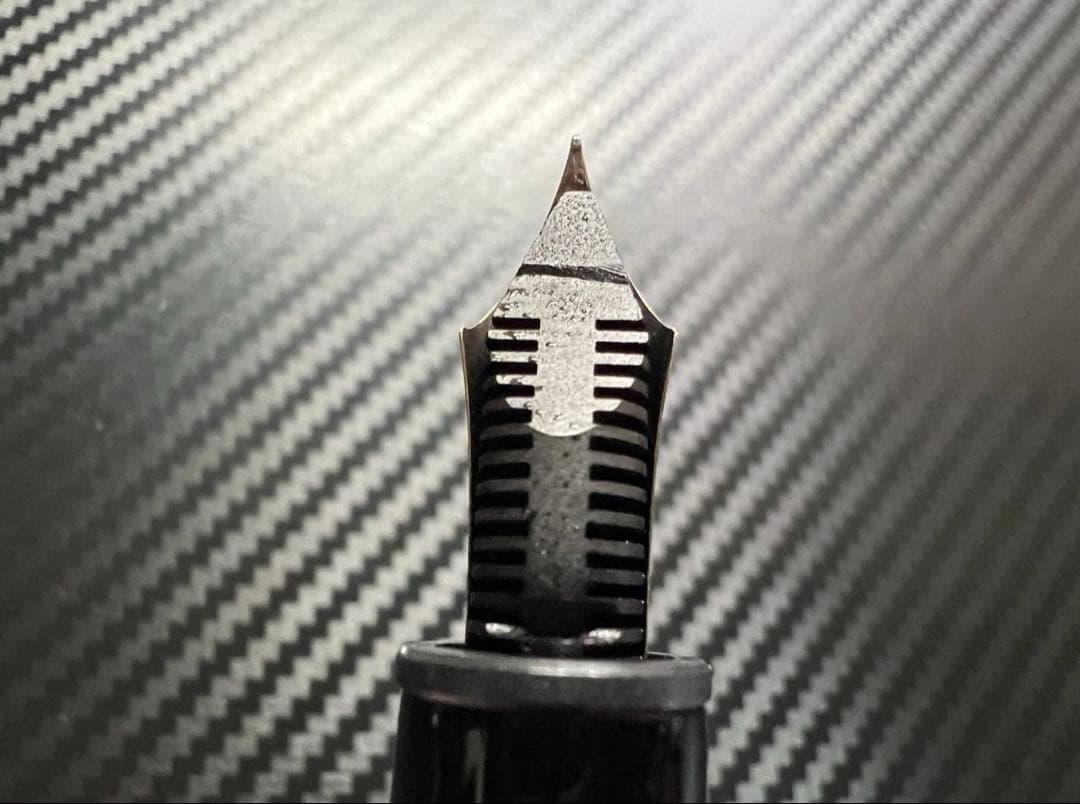 モンブラン 美品 146 14C 全金 EF 万年筆 ブラック ゴールド