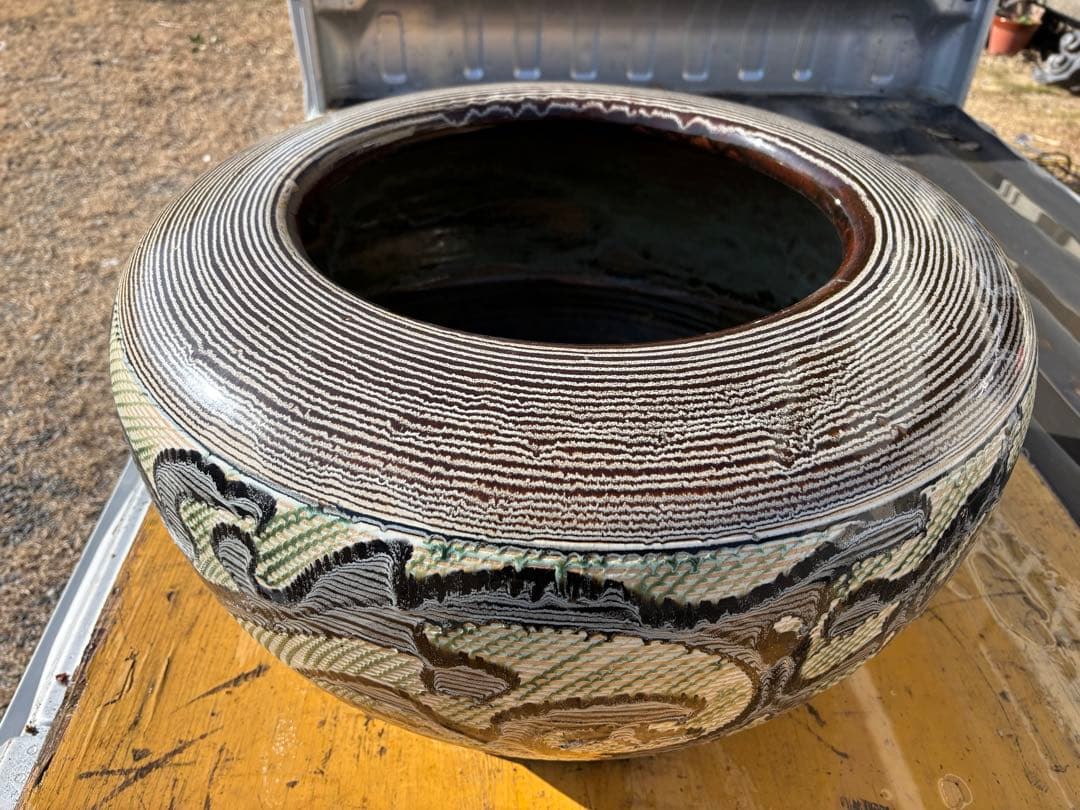 大型火鉢　装飾的な模様の 陶器　昭和初期　昭和レトロ