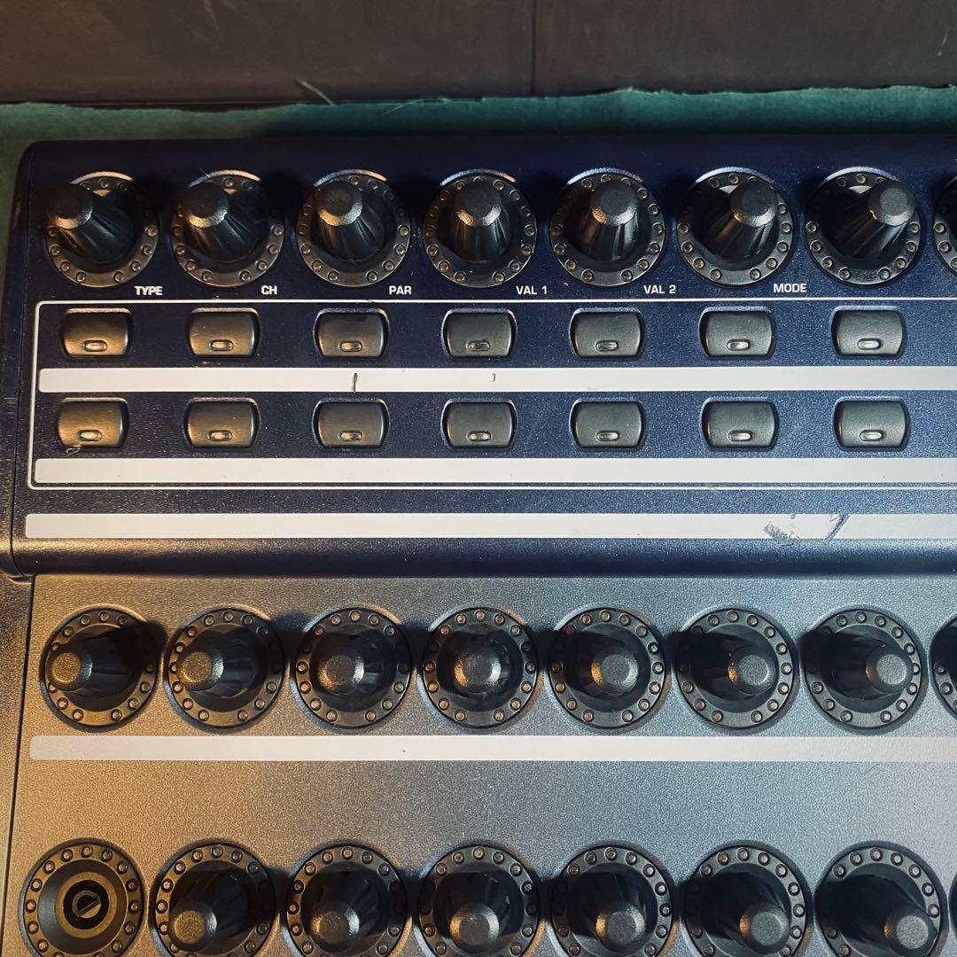 BEHRINGER BCR2000 (日本語マニュアル付き)