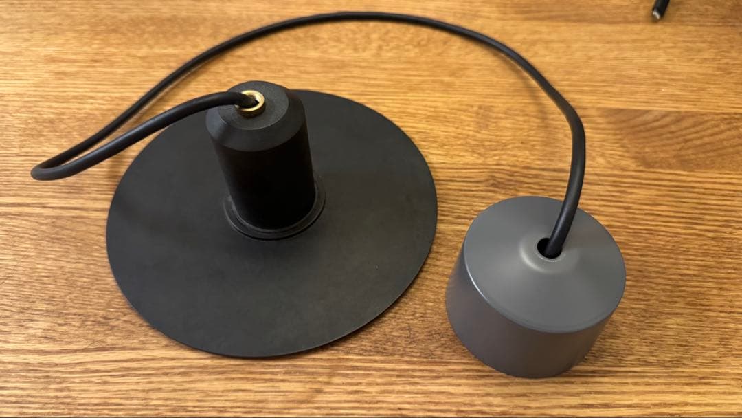 【ニューライトポタリー】bullet flat shade/190/ブラック