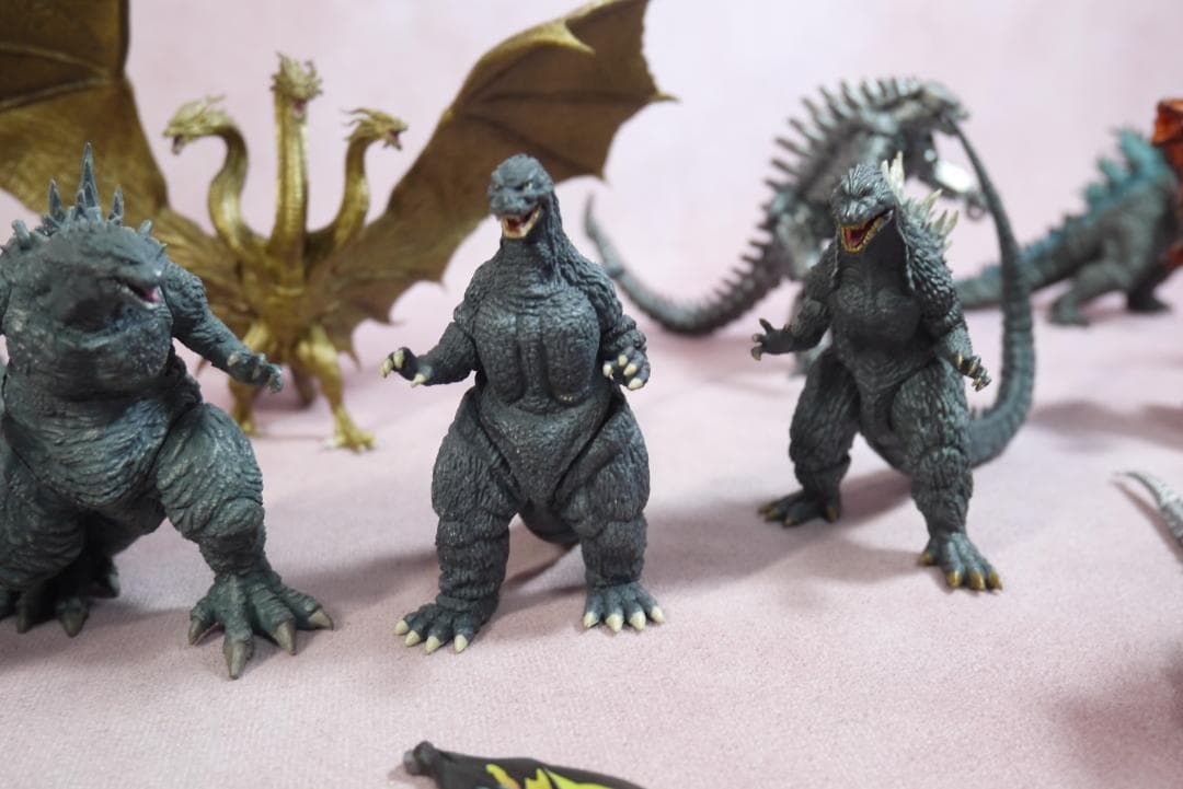 激造シリーズ　ゴジラ　キングギドラ　メカゴジラ　など　20体セット