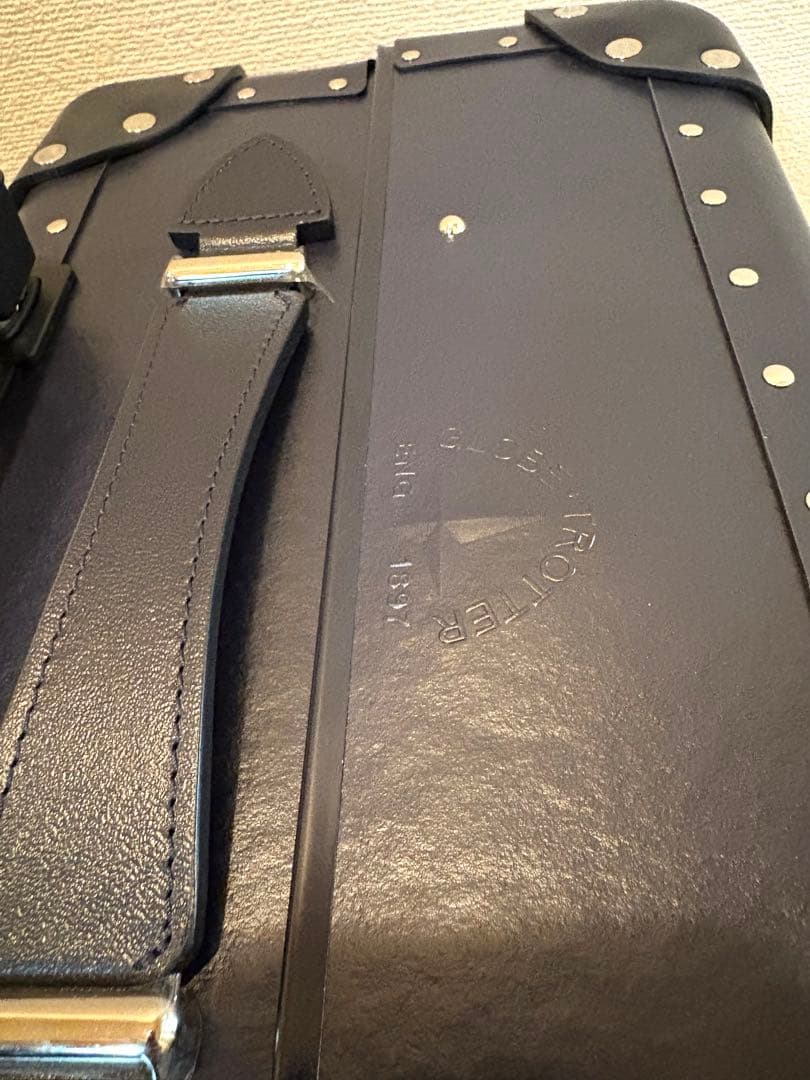 GLOBE TROTTER／センテナリー キャリーオン - 4ホイール新品未使用