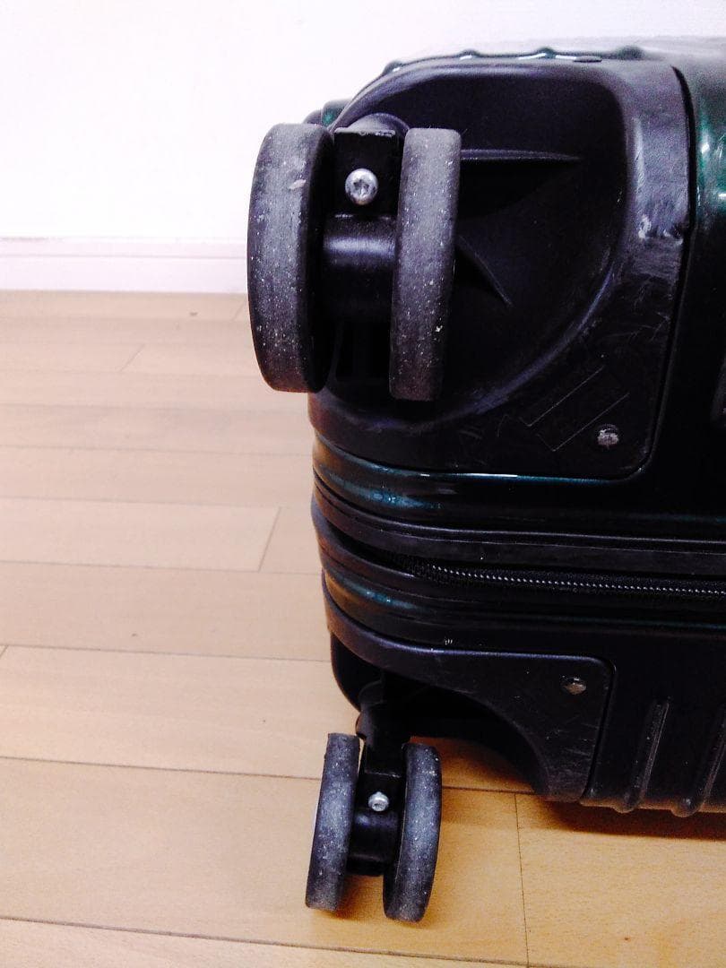 【リモワ 限定version SALSA DELUXE 】