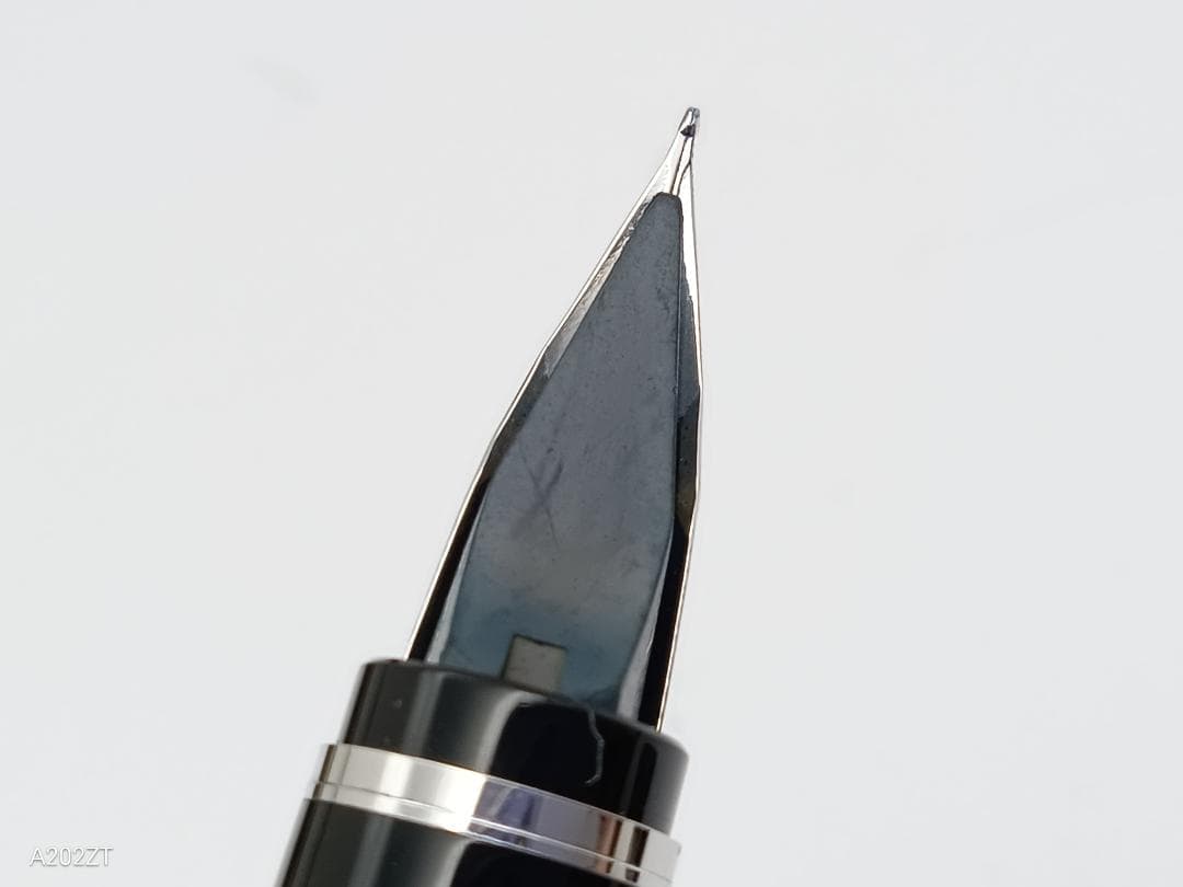 未使用　万年筆　PILOT パイロット　 SF 細字 14Kペン先