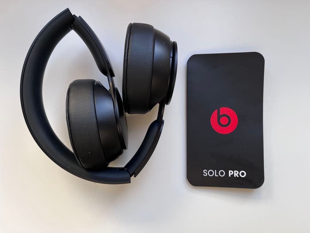 ワイヤレスヘッドフォン Beats solo pro