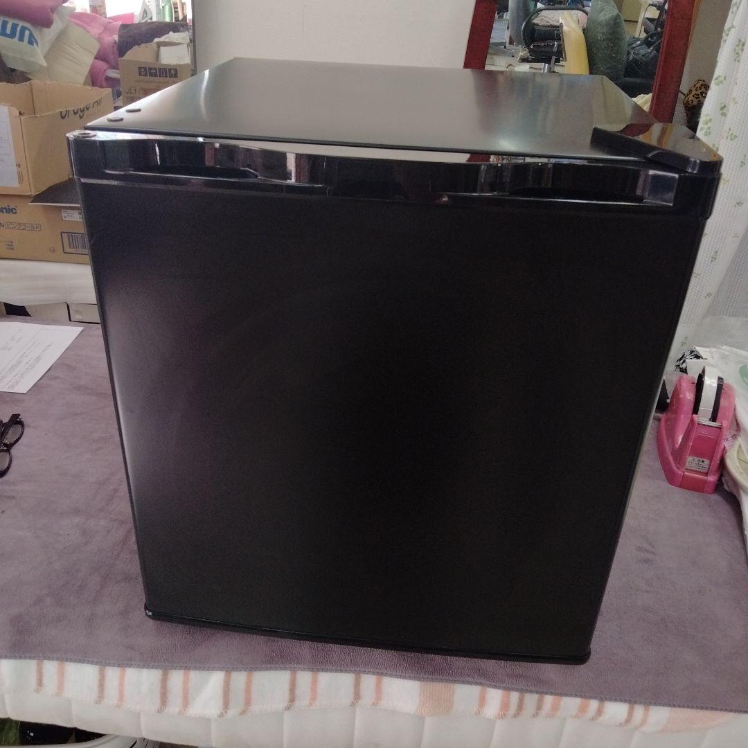 ブラック ミニ冷蔵庫