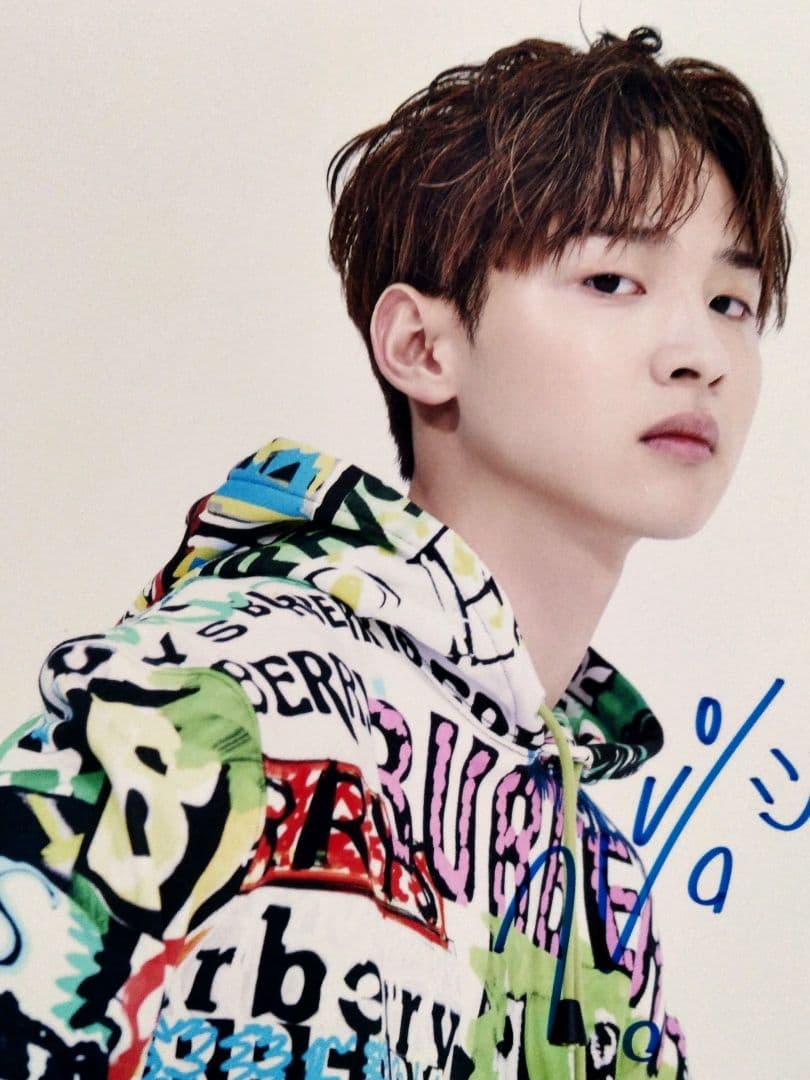 セール中…チャンドンユン直筆サイン入り超 特大写真…Jang Dong-yoon