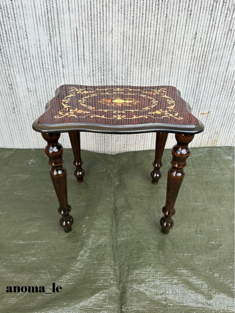 【サイドテーブル】イタリア　象嵌細工　花台　飾り台　オケージョナル　インテリア◎