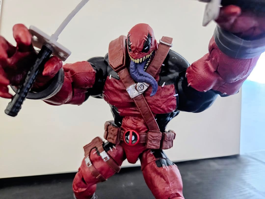 マーベルレジェンド ヴェノムプール